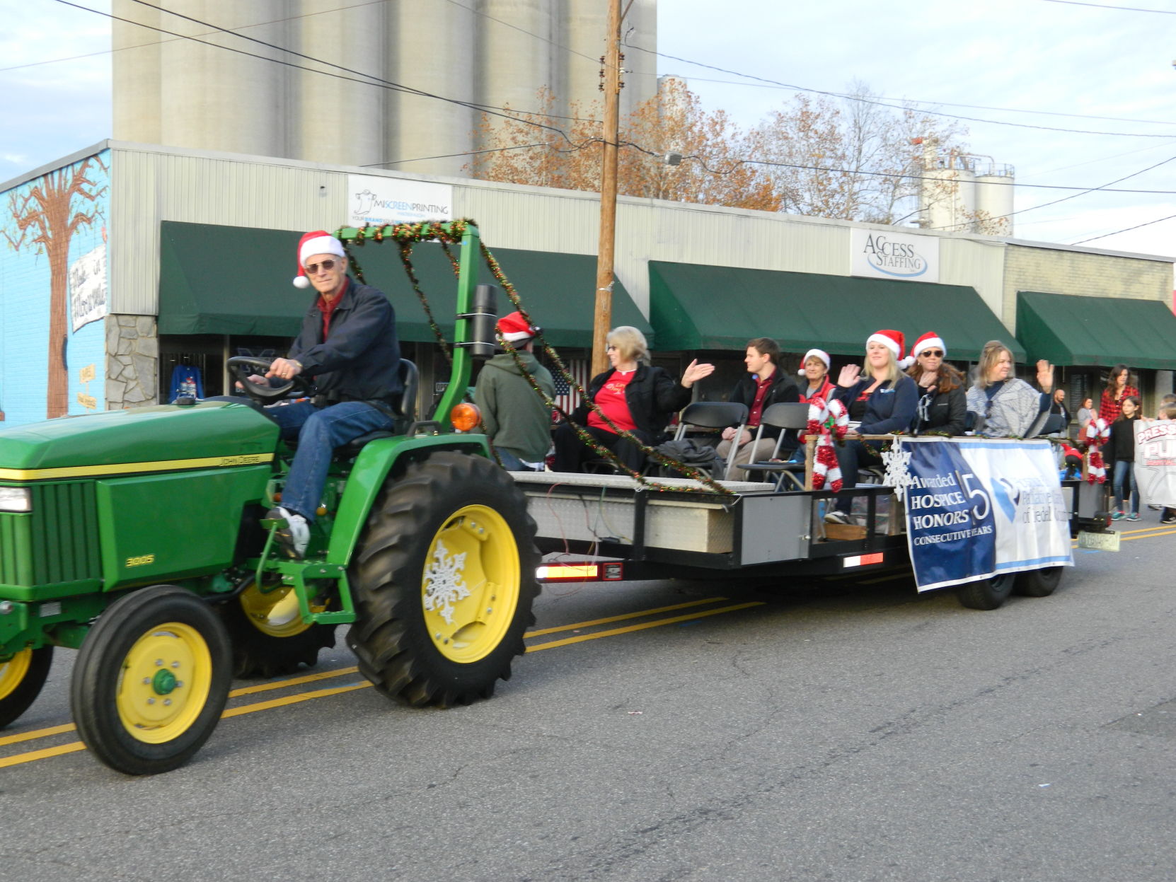 Mooresville Christmas Parade (413).JPG